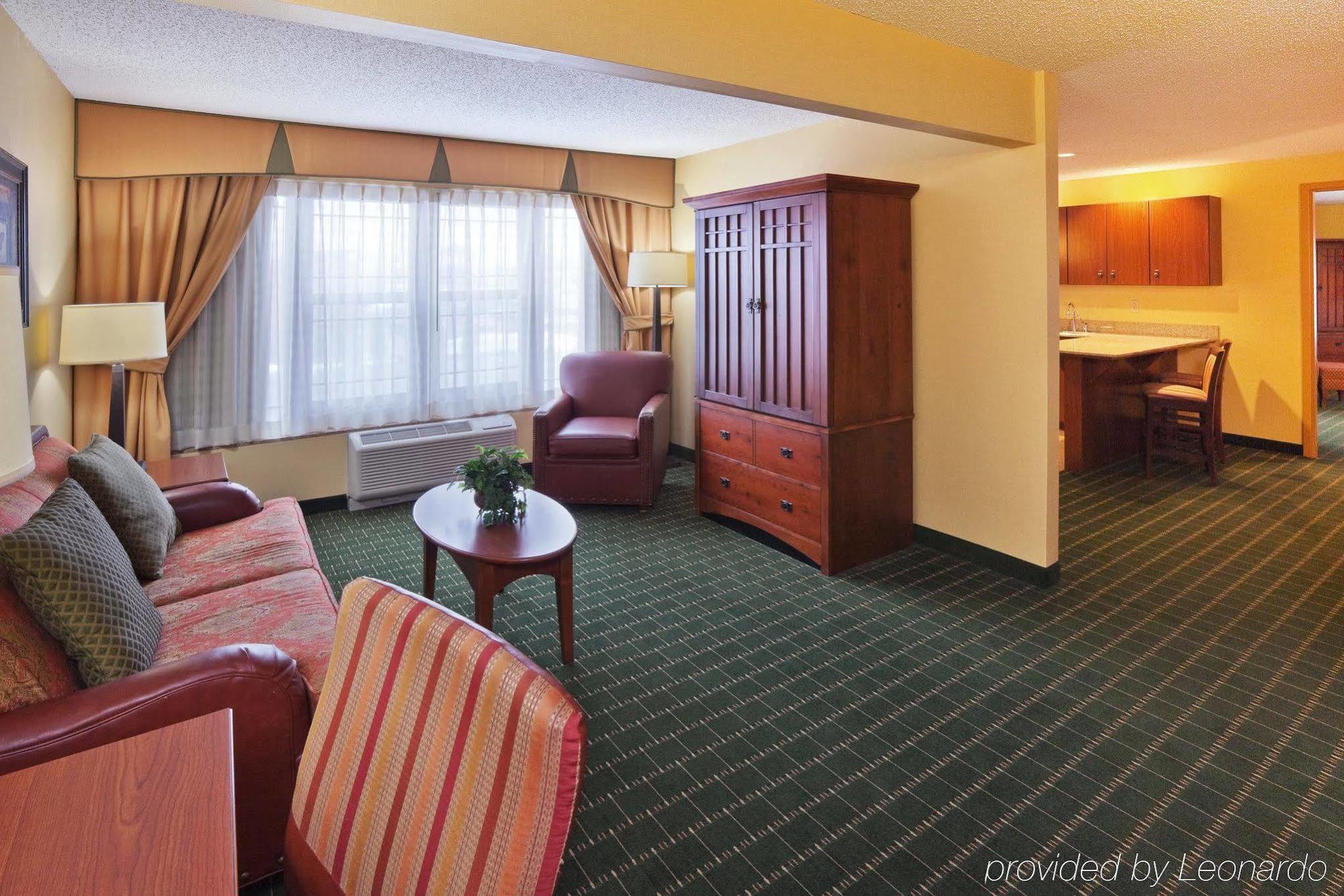 The Q Hotel & Suites Springfield Quarto foto